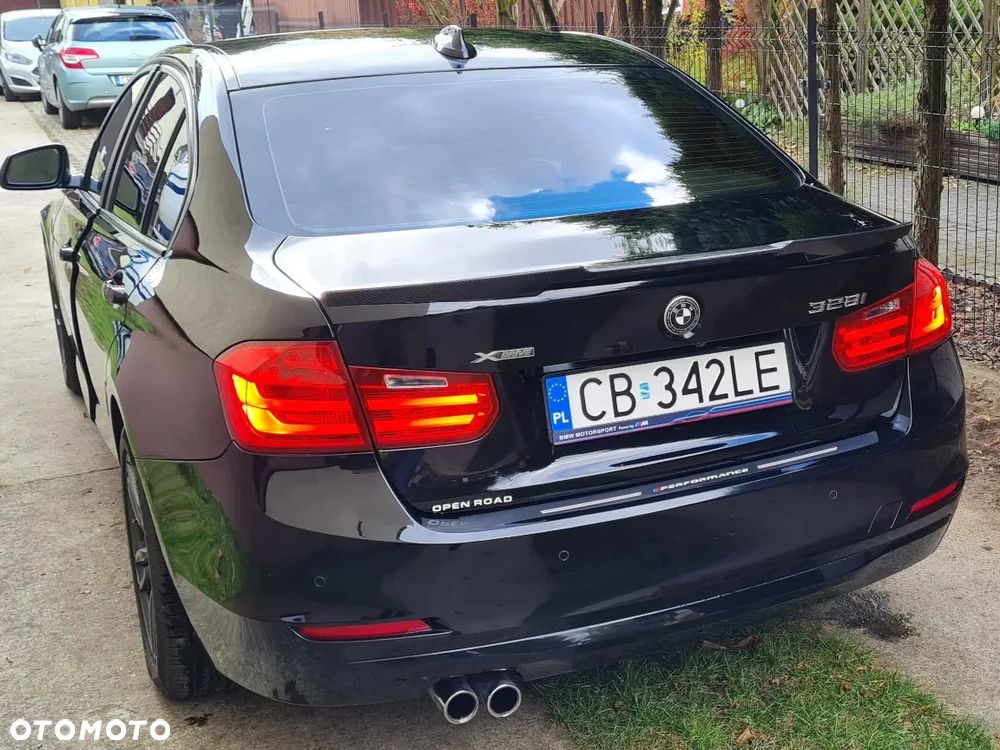 BMW Seria 3 328i xDrive - 6