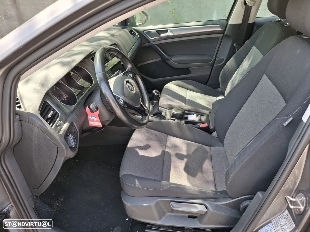 VW Golf Variant - 4