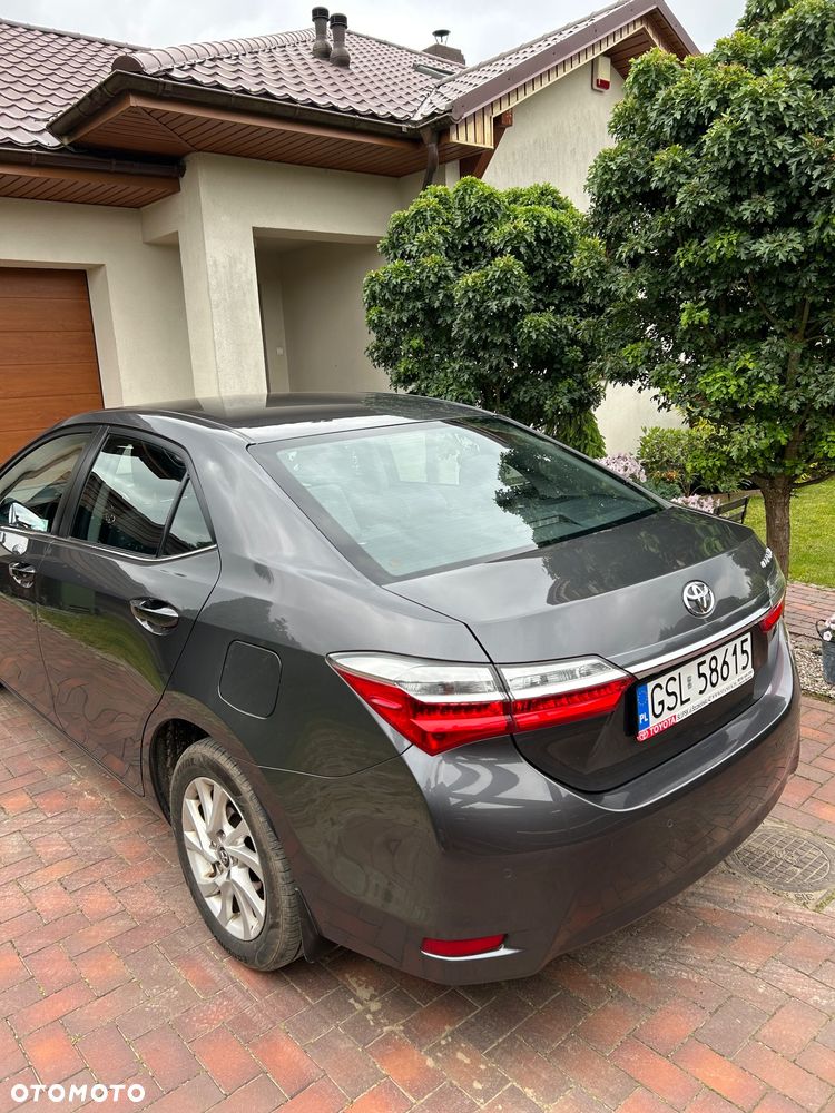 Toyota Corolla 1.6 Comfort - 3