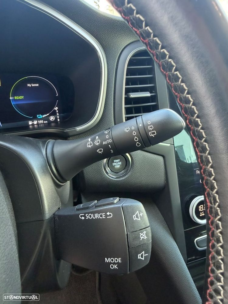 Renault Mégane Sport Tourer 1.6 E-Tech Plug-In Hybrid R.S. Line - 55