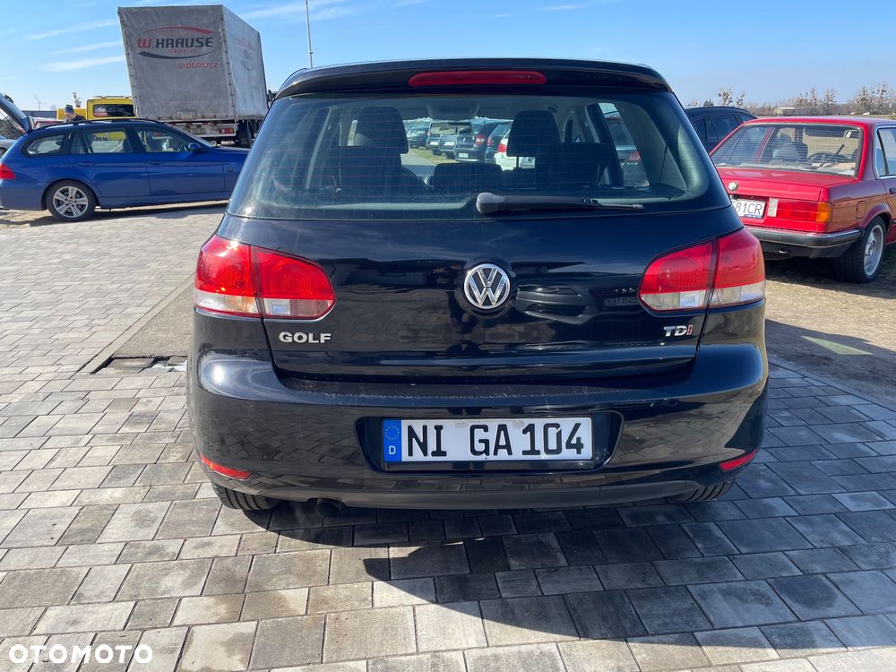 Volkswagen Golf 1.6 TDI BlueMotion Technology Trendline - 36
