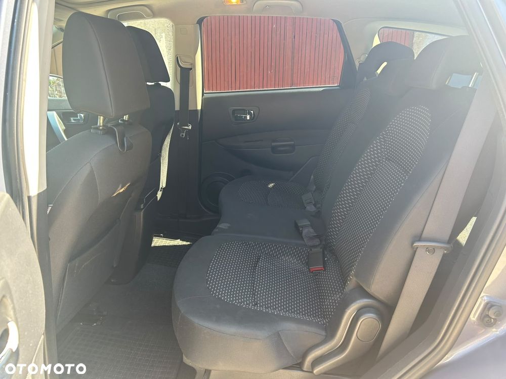 Nissan Qashqai+2 - 6