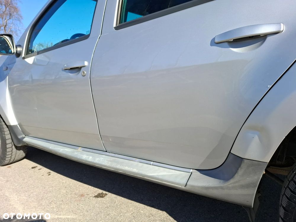 Dacia Duster 1.6 16V 105 4x4 Laureate - 9