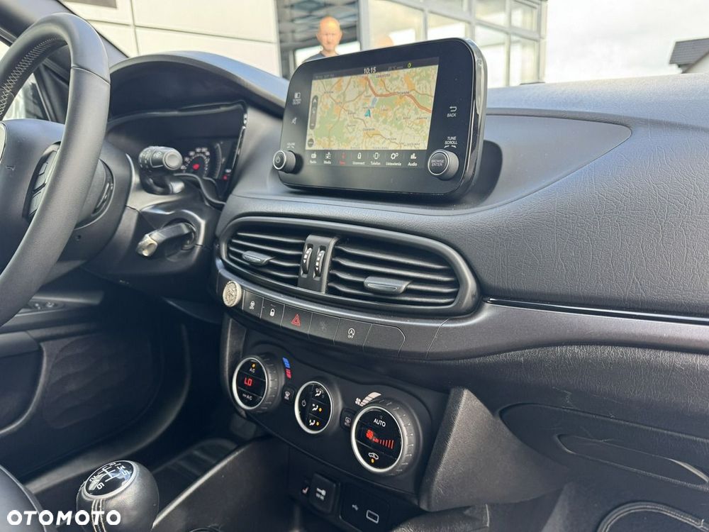 Fiat Tipo 1.4 T-Jet S-Design - 18