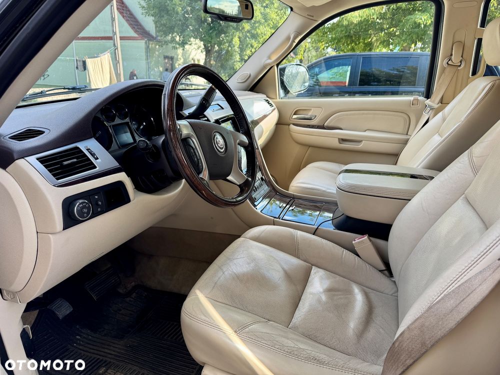 Cadillac Escalade 6.2 V8 Sport Luxury - 11