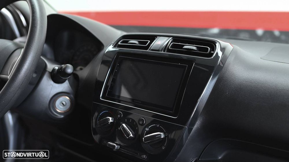 Mitsubishi Space Star 1.2 Intense - 39