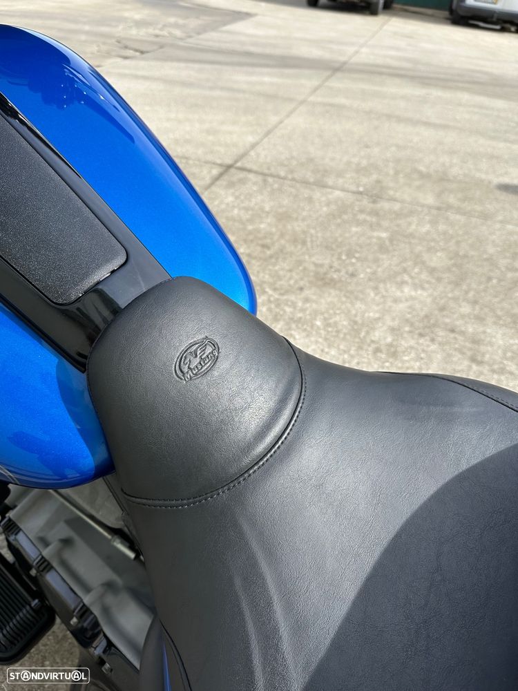 Harley-Davidson FLHT - 11