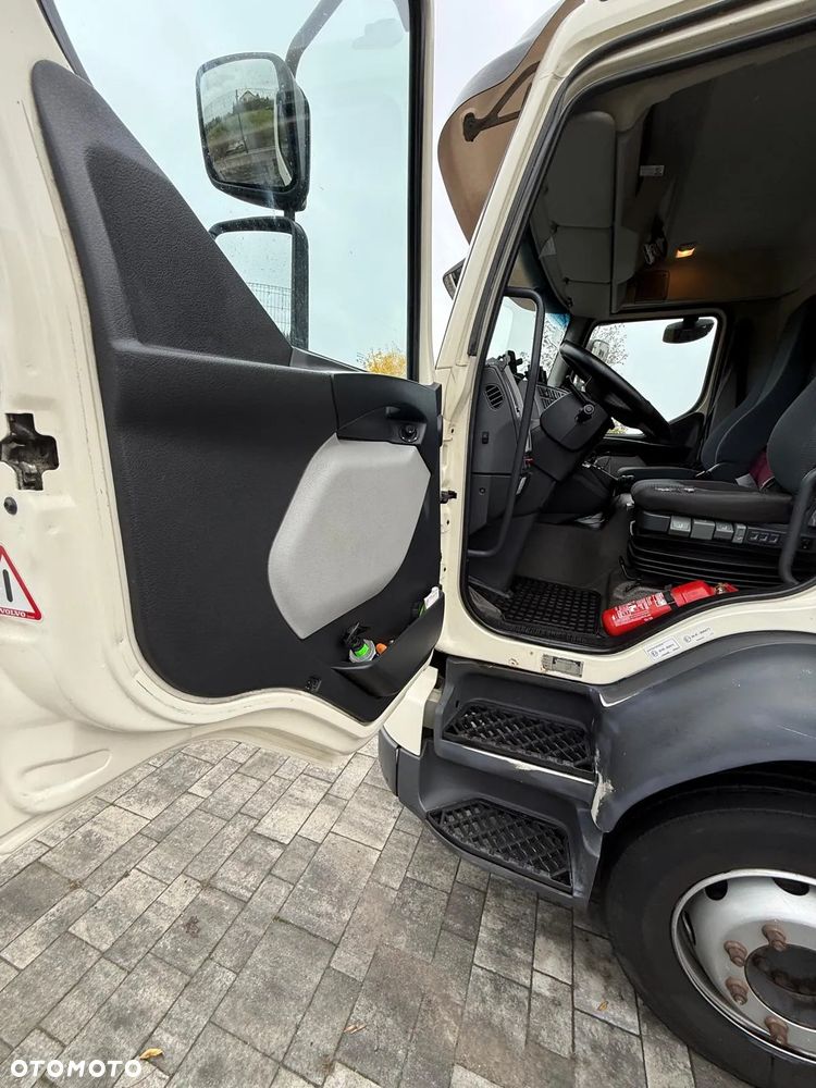 Volvo FL 240 - 9