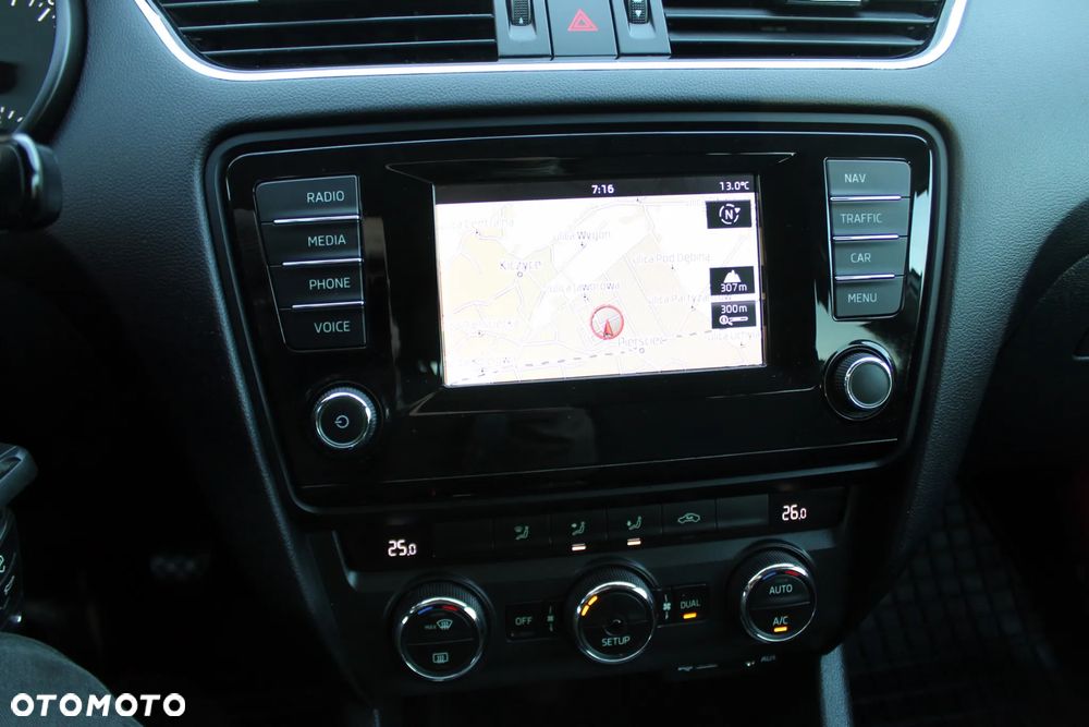 Skoda Octavia 1.6 TDI Green tec 4x4 Ambition - 16