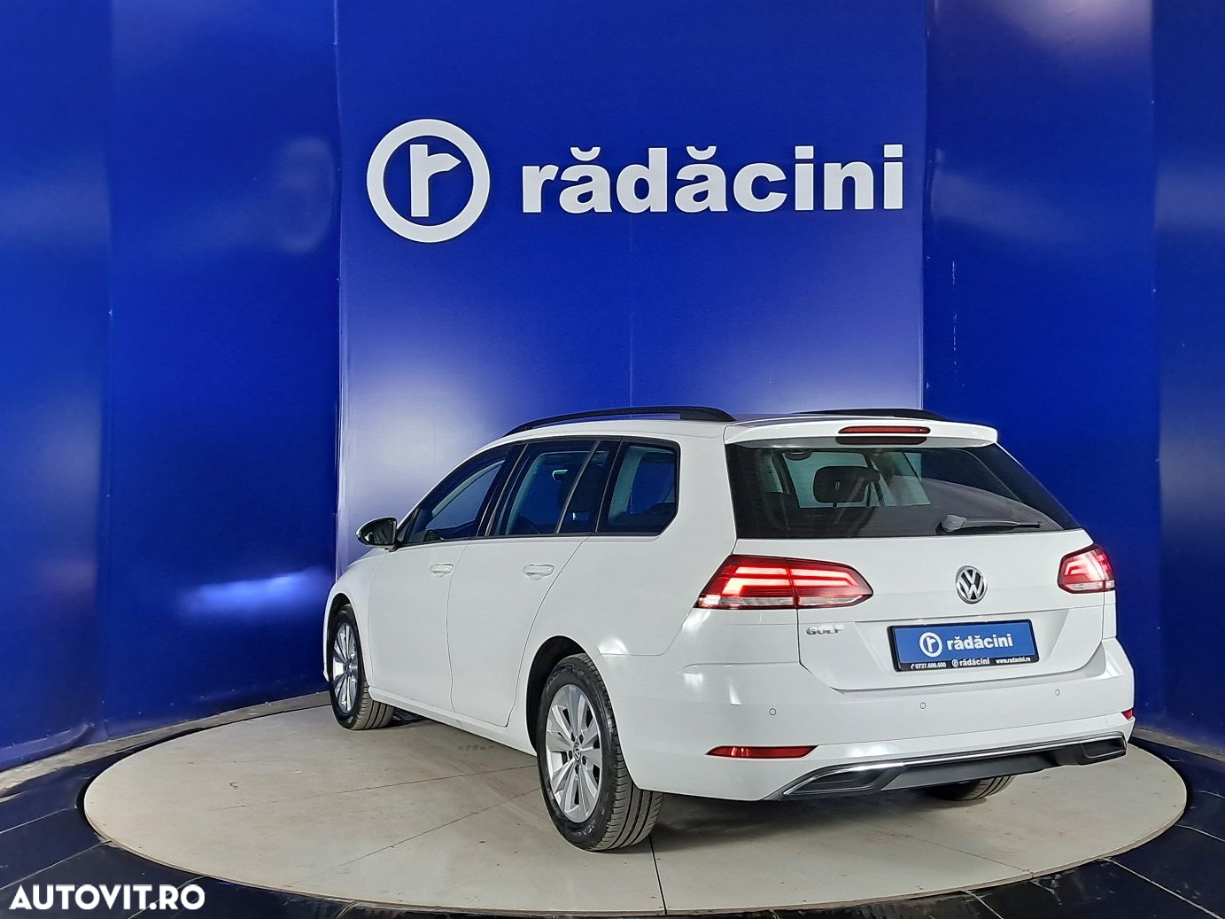 Volkswagen Golf - 3