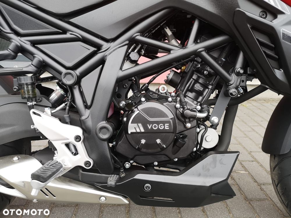 VOGE R125S - 21