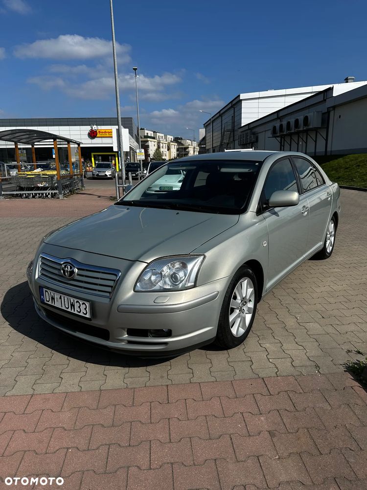 Toyota Avensis 2.0 VVT-i Automatik Executive - 1