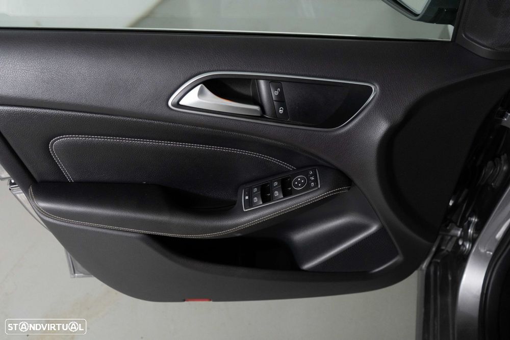 Mercedes-Benz B 180 d Style - 19
