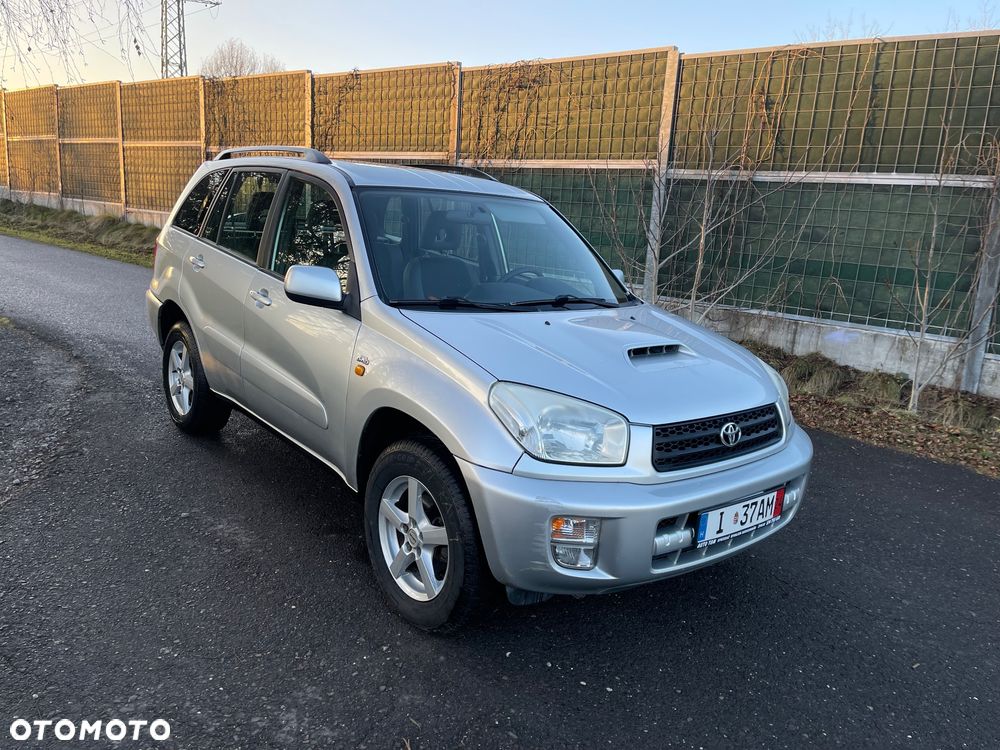 Toyota RAV4 2.0 D-4D 4x4 - 1