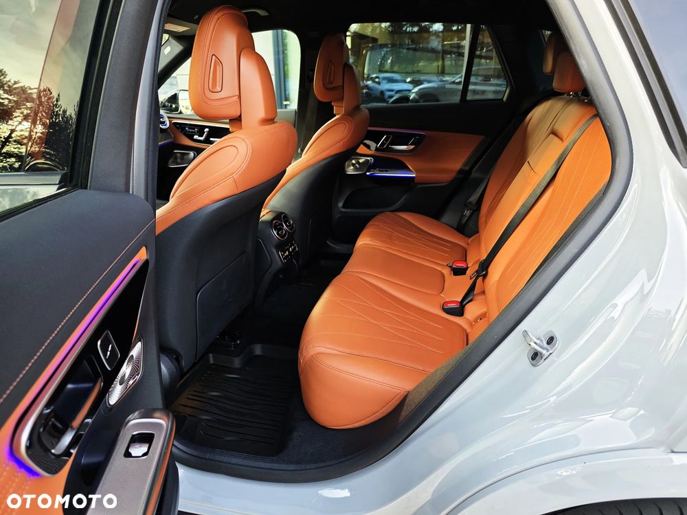 Mercedes-Benz GLC 220 d mHEV 4-Matic AMG Line - 24