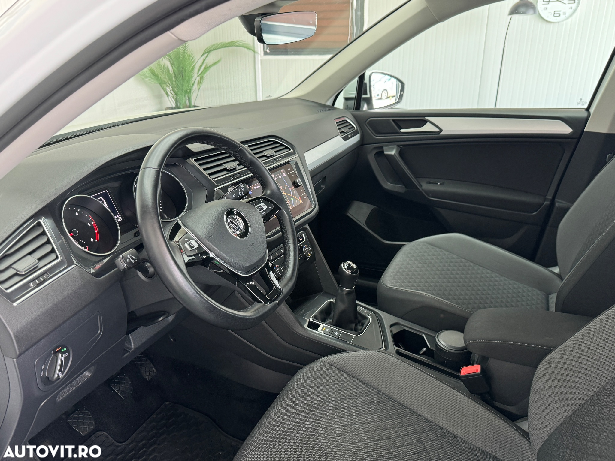 Volkswagen Tiguan Allspace 2.0 TDI Life - 6