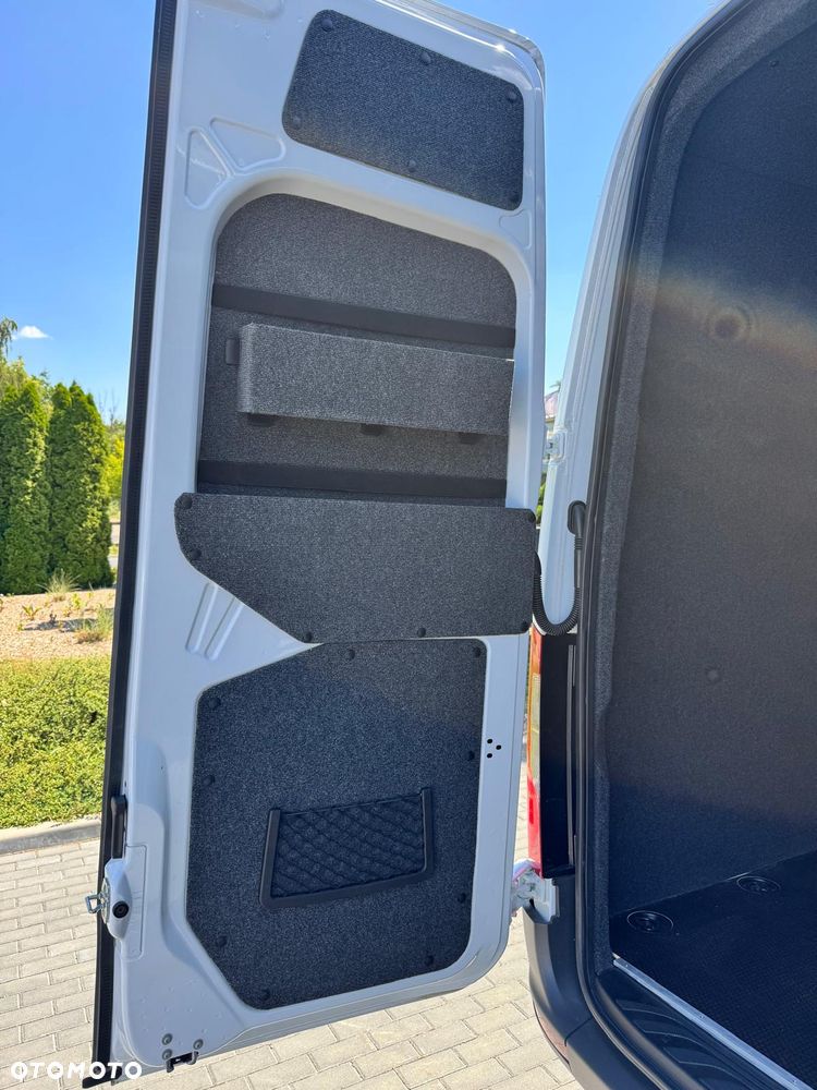 Mercedes-Benz Sprinter 317 - 31