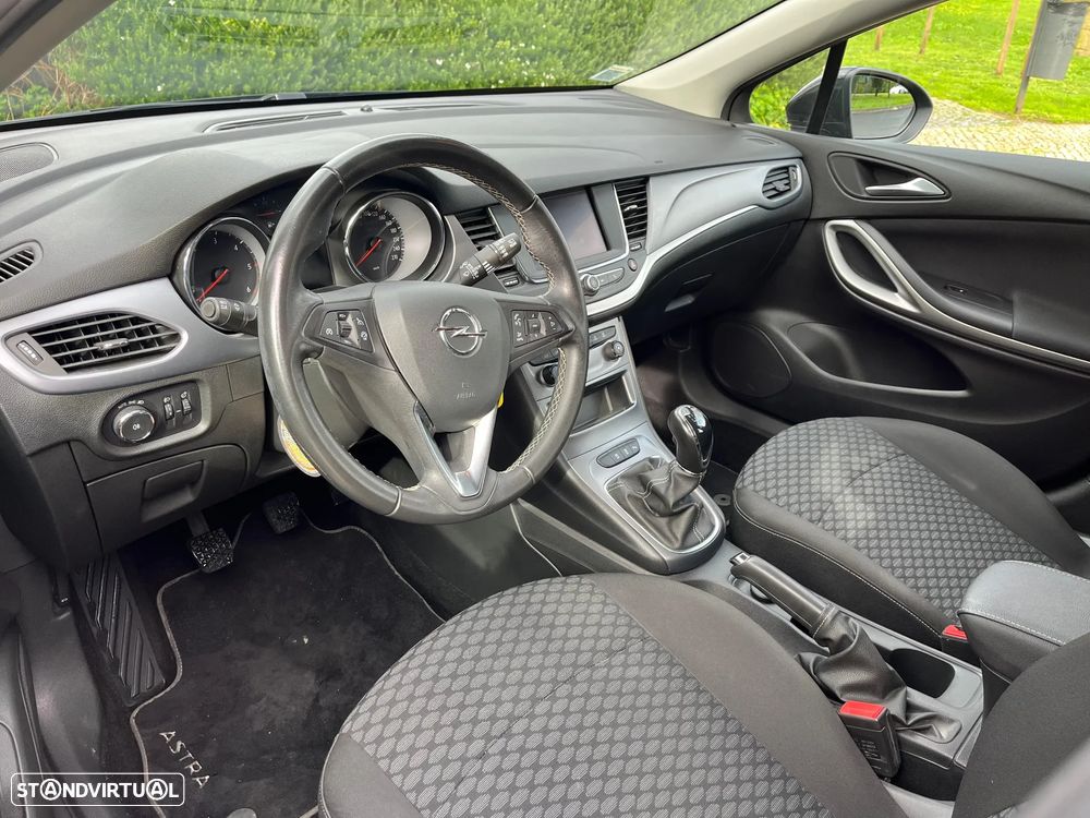 Opel Astra Sports Tourer 1.5 D Business Edition S/S - 18