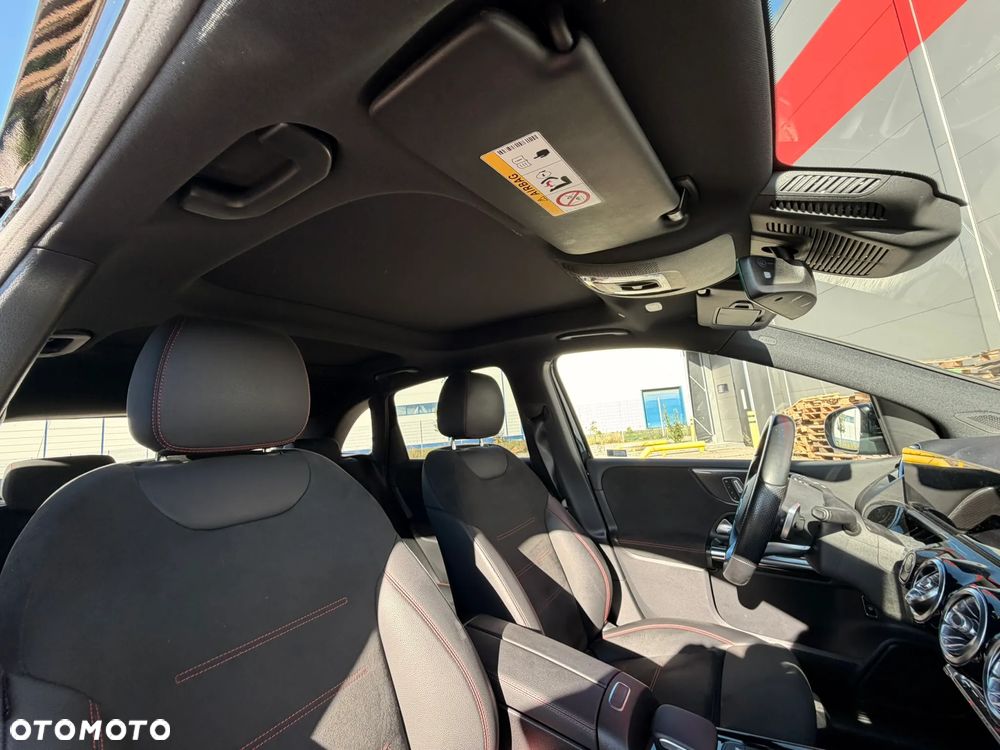 Mercedes-Benz Klasa B 180 d AMG Line 7G-DCT - 9