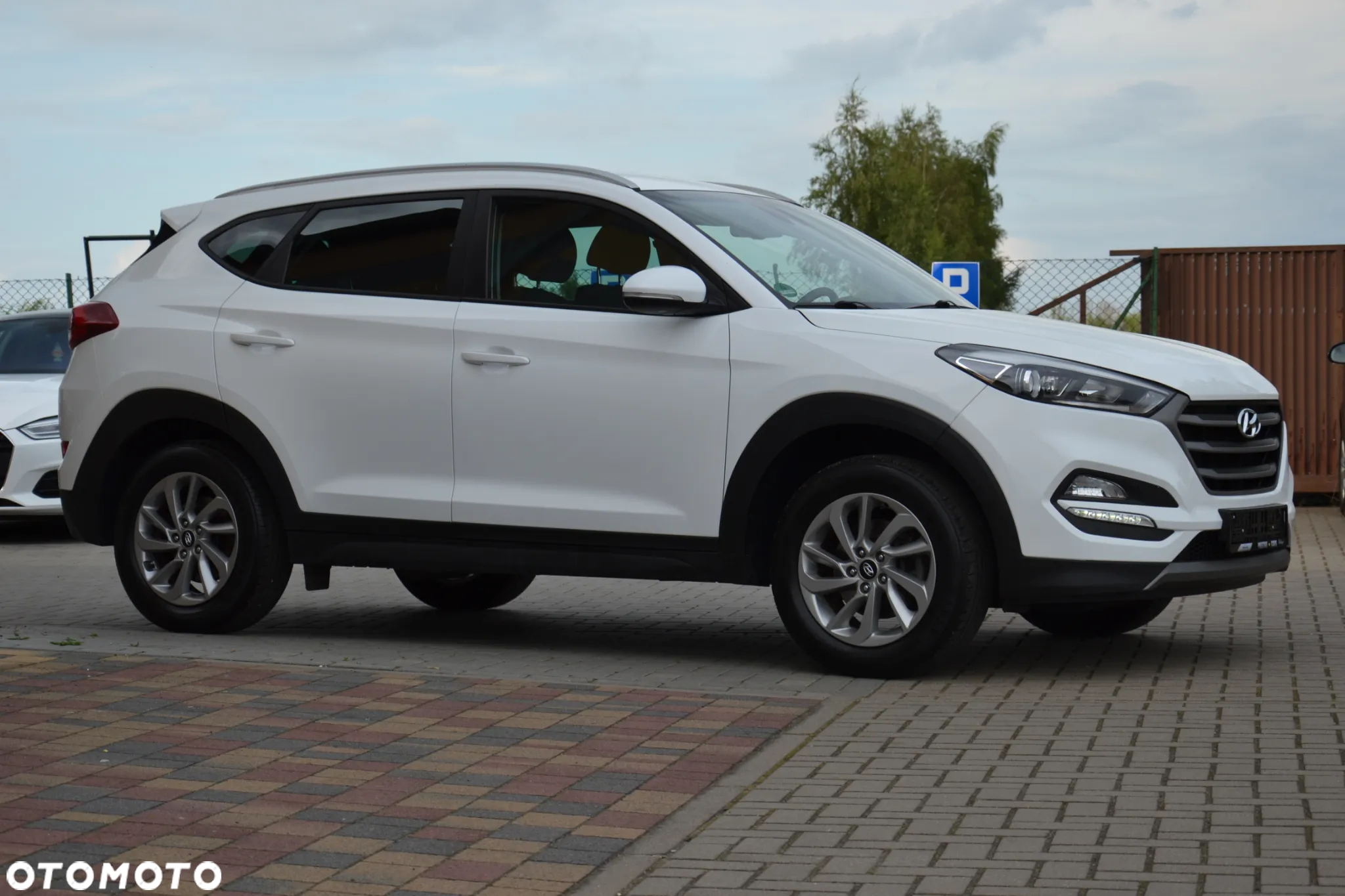 Hyundai Tucson 1.6 GDi 2WD Pure - 8