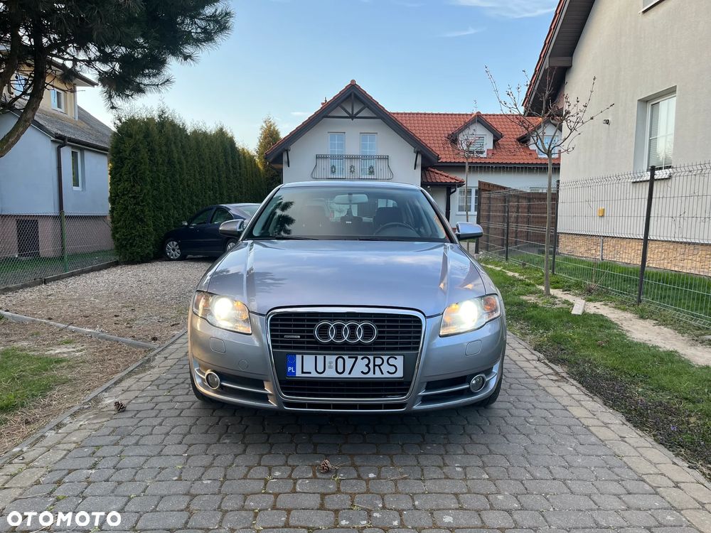 Audi A4 Limousine 1.8 T quattro - 2