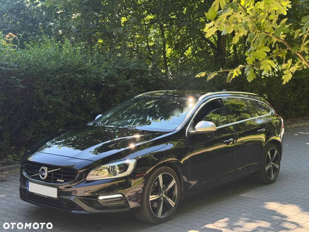 Volvo V60 T4 R-Design - 10