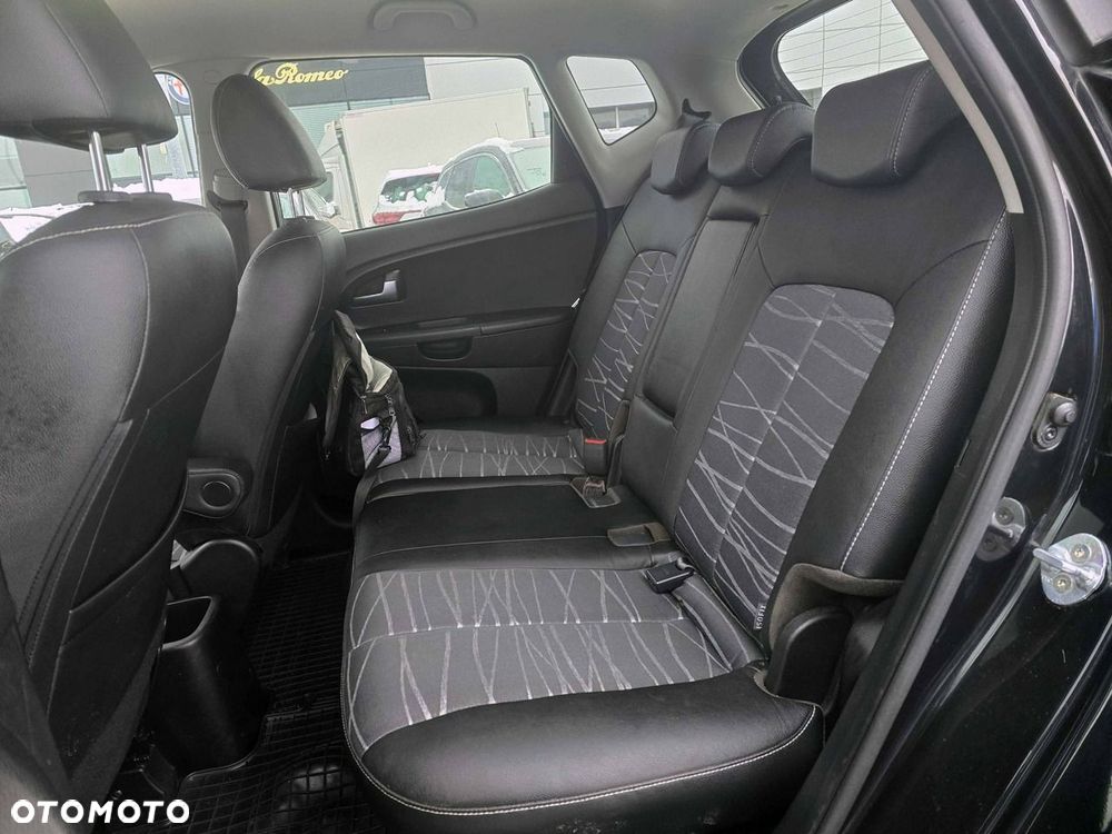 Kia Venga 1.4 Business Line - 19