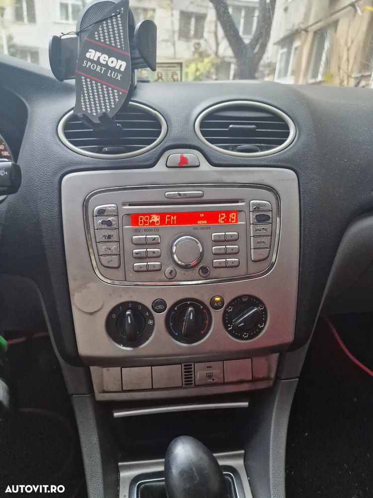 Ford Focus 1.6i Anniversary - 2