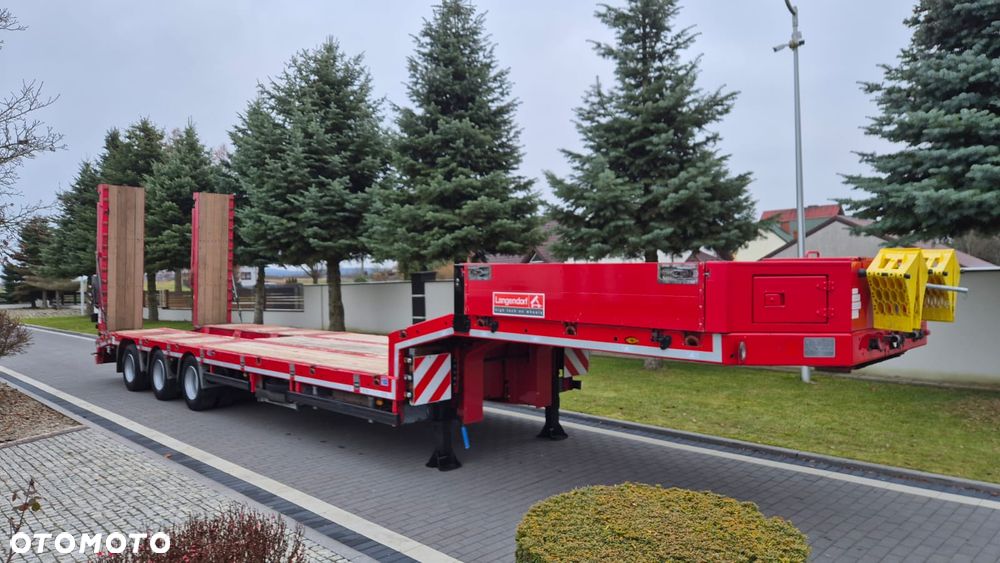 Langendorf NACZEPNA///NISKOPODWOZIOWA/// LANGENDORF///2022///HYDRAULICZNE  NAJAZDY///OŚ SKRĘTNA///OŚ PODNOSZONA///WYŚWIETLACZ OBCIĄŻENIA///WCIĄGARKA/// MAŁO UŻYWANA///STAN BARDZO DOBRY - 1