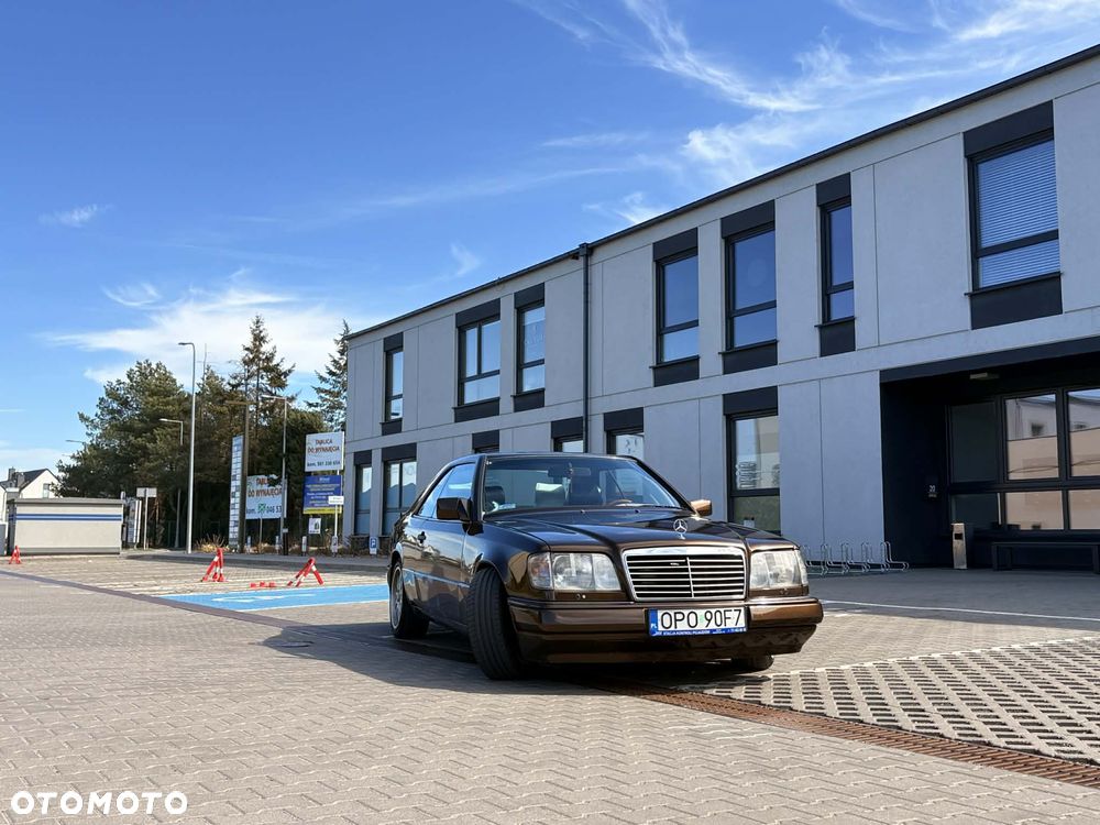 Mercedes-Benz W124 (1984-1993) - 8