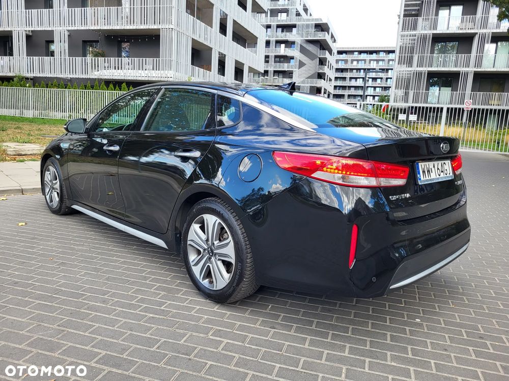 Kia Optima - 25
