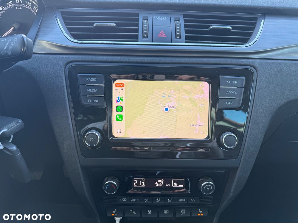 Skoda RAPID 1.0 TSI Clever - 19