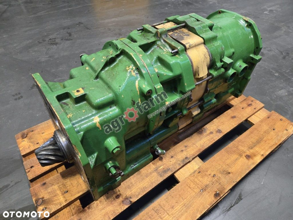 Skrzynia biegów Powershift, John Deere 7800 - 3