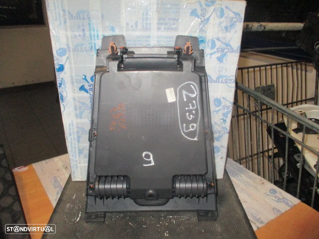 Grelha Friso 7382351K01 OPEL AGILA B 2009 1.0I 65CV 5P CINZENTO MEIO  TABLIER - 2