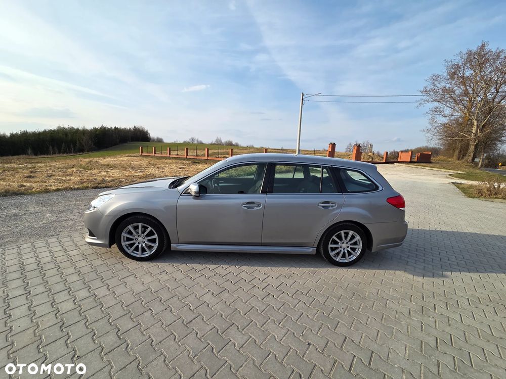 Subaru Legacy - 7