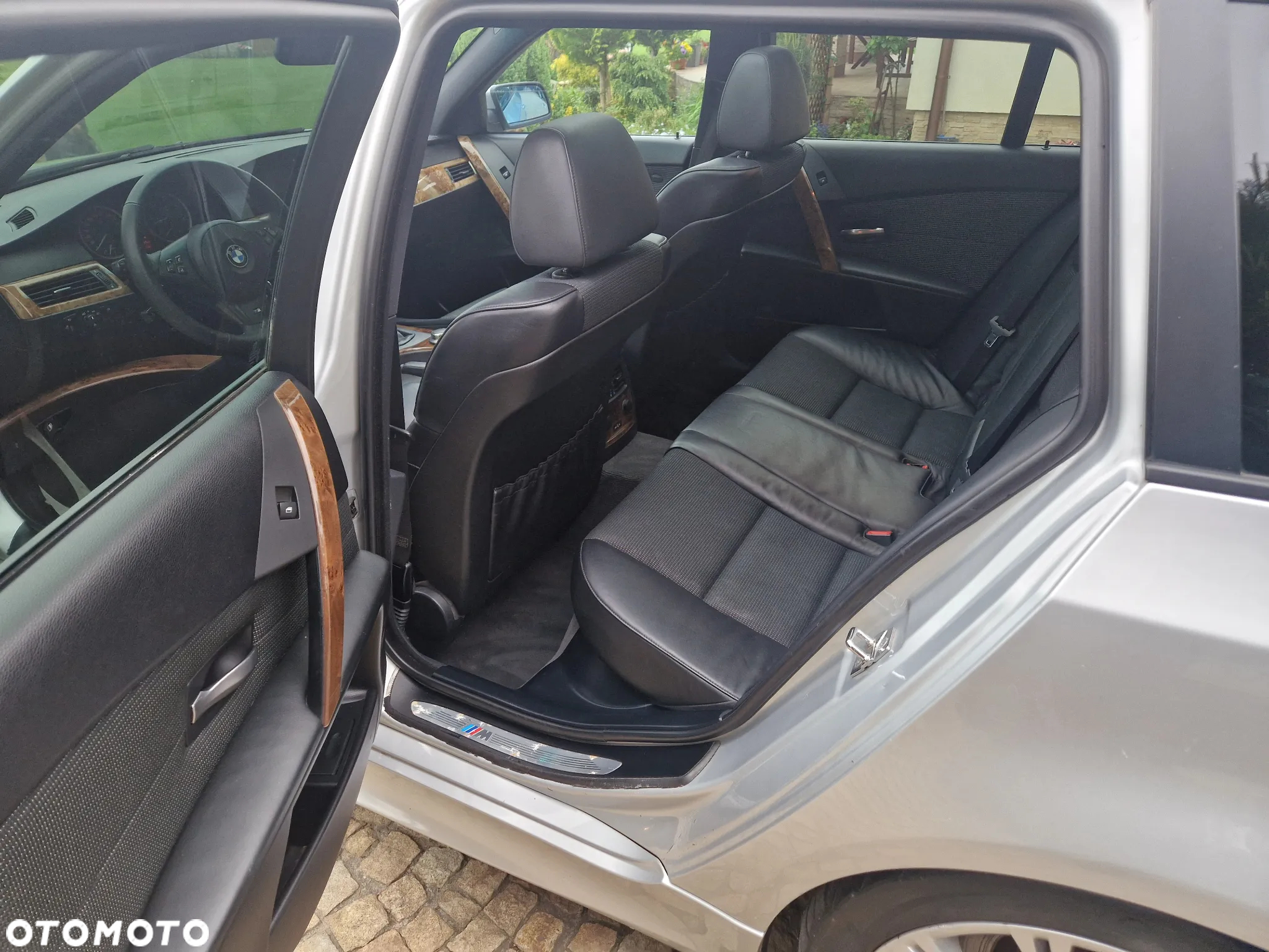 BMW Seria 5 530xd Touring - 15