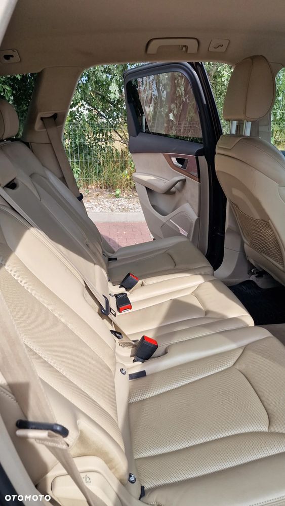 Audi Q7 3.0 TDI Quattro Tiptronic - 24