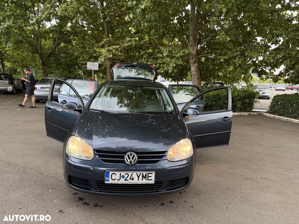 VOLKSWAGEN Golf 2005 — imagine 5