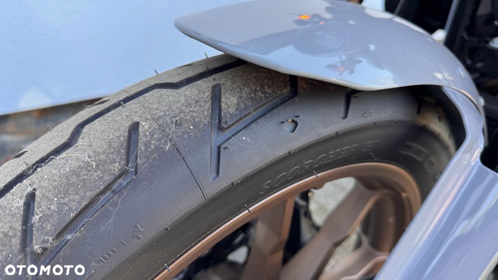 Harley-Davidson Softail Low Rider - 9