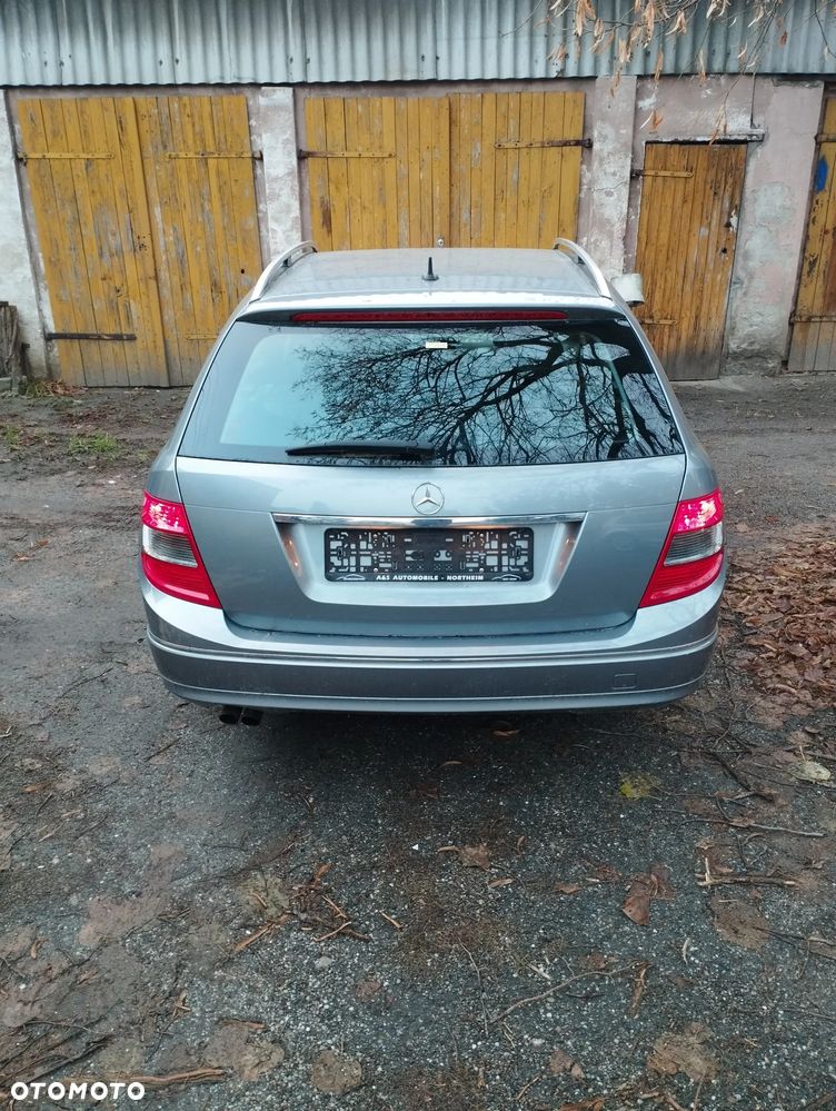 Mercedes-Benz Klasa C 180 Kompressor BlueEFFICIENCY Avantgarde - 5