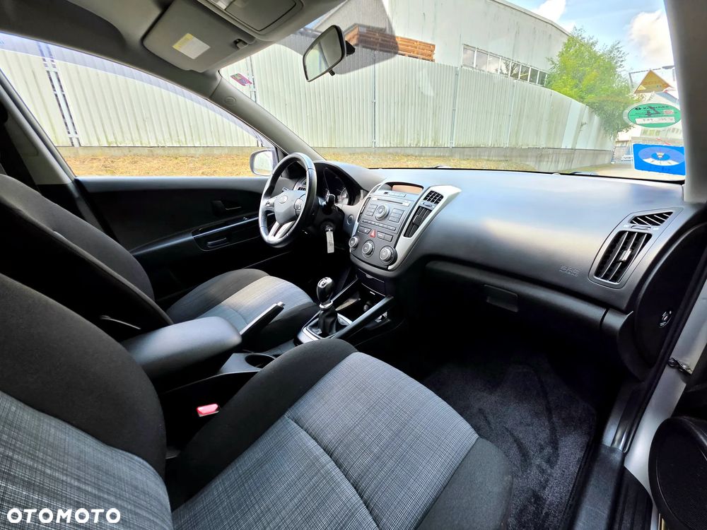 Kia Ceed 1.4 Comfort - 10