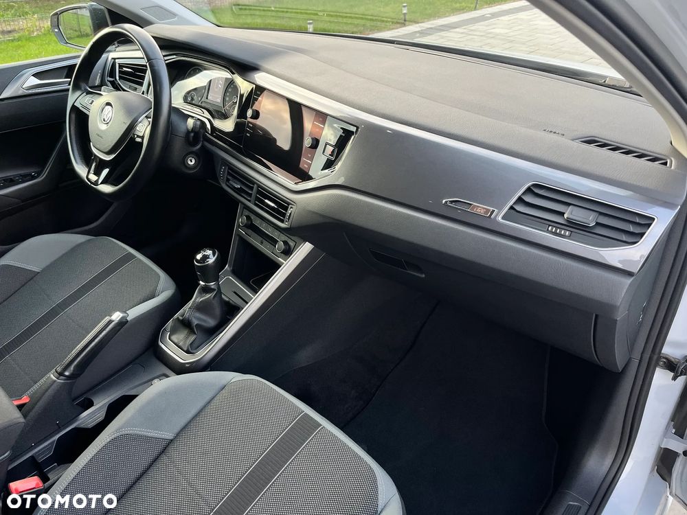 Volkswagen Polo - 19