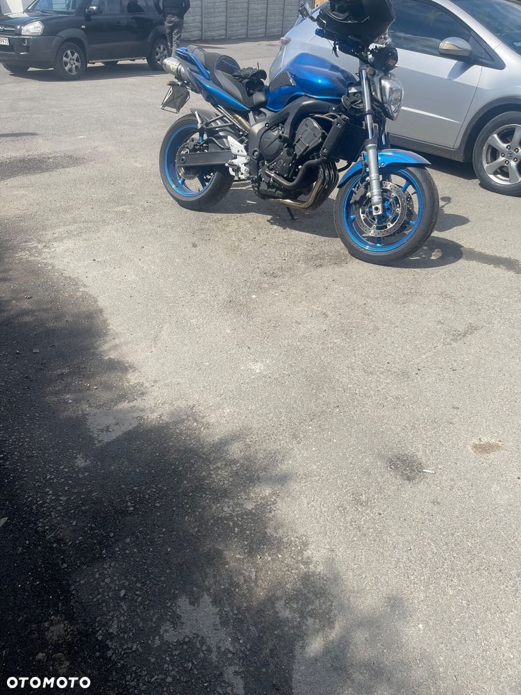 Yamaha FZ6 - 4