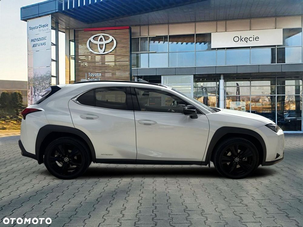 Lexus UX 250h GPF F Impression 2WD - 6