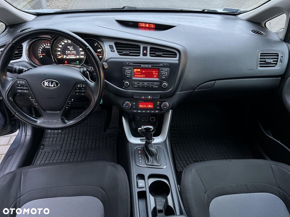 Kia Ceed - 23