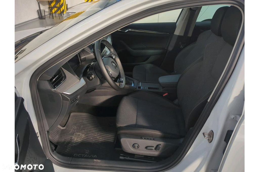 Skoda Octavia 1.5 TSI ACT Style - 5