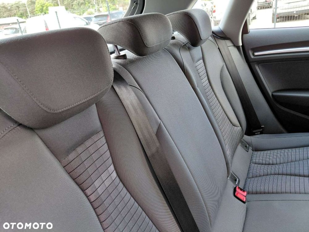 Audi A3 Sportback - 21