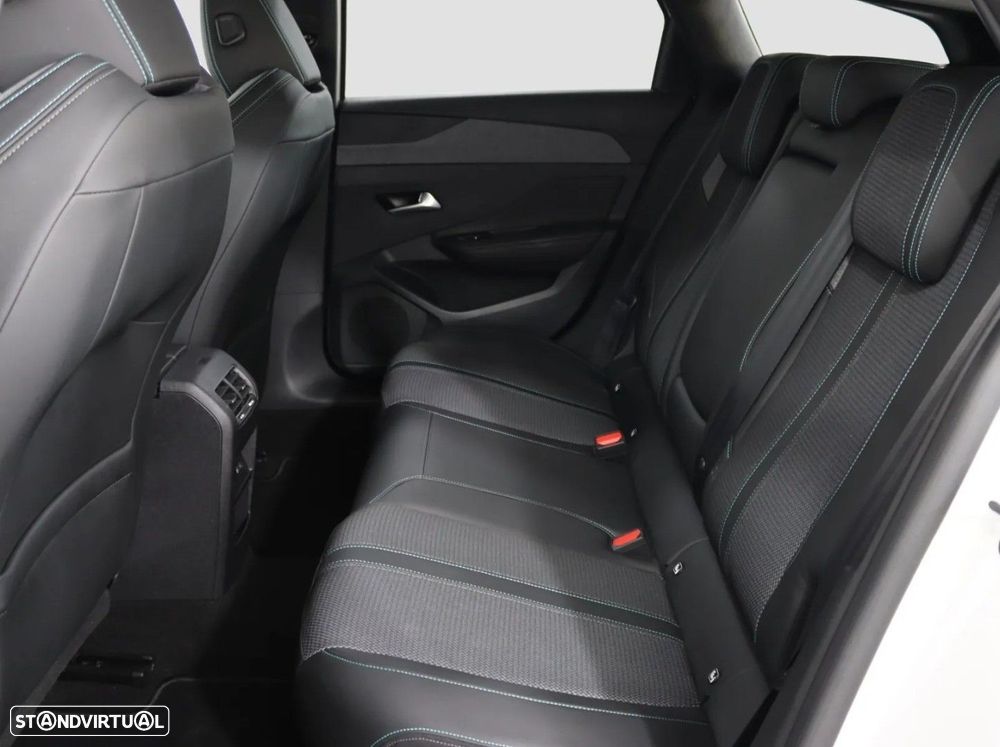 Peugeot 308 SW 1.2 PureTech Allure EAT8 - 17