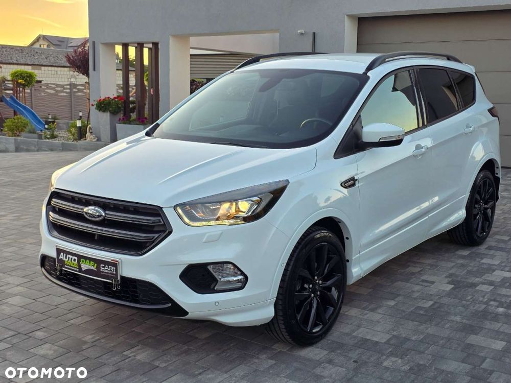 Ford Kuga - 33
