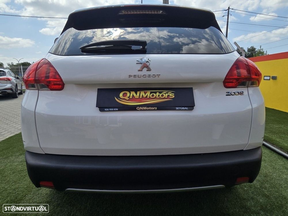 Peugeot 2008 1.2 PureTech Allure - 6